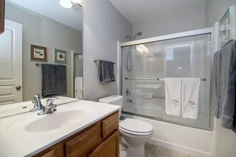 518 Conservatory Lane Aurora IL 60502