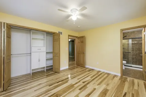 2417 Lydia Avenue Zion IL 60099