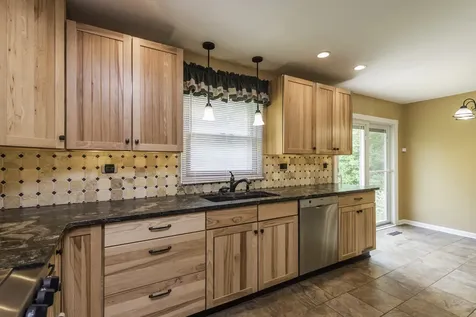 2417 Lydia Avenue Zion IL 60099
