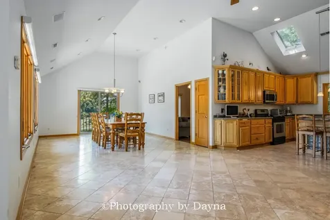 2640 East 3660 South Road Kankakee IL 60901