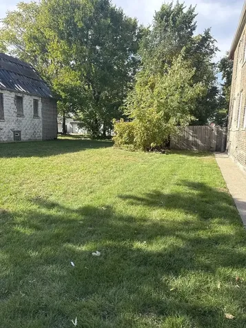 12242 South Wallace Street Chicago IL 60628