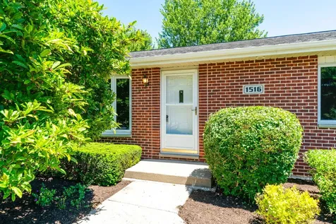 1516 West Reiche Lane Mchenry IL 60051