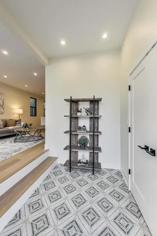 1644 North Troy Street Chicago IL 60647