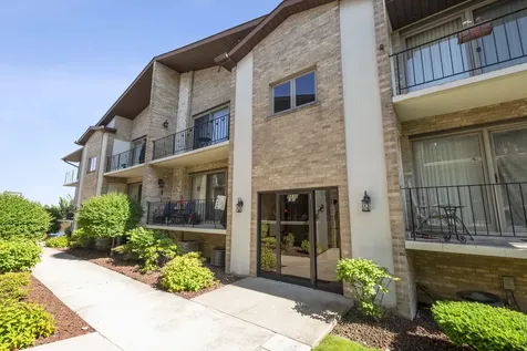 9830 Nashville Avenue Chicago Ridge IL 60415