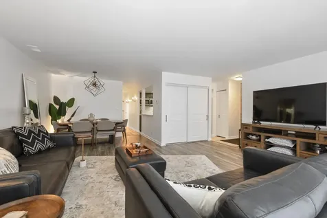 9830 Nashville Avenue Chicago Ridge IL 60415