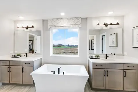 67 Hawthorn Ridge Drive Hawthorn Woods IL 60047