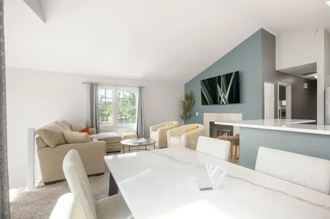 401 Le Parc Circle Buffalo Grove IL 60089