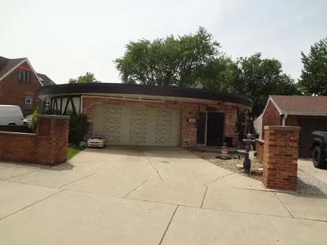 3936 South Clarence Avenue Stickney IL 60402
