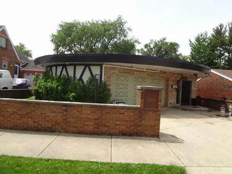 3936 South Clarence Avenue Stickney IL 60402
