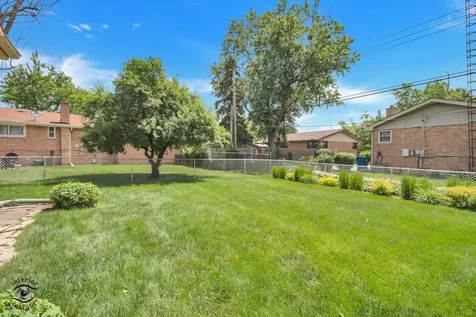 244 Lynn Lane Chicago Heights IL 60411