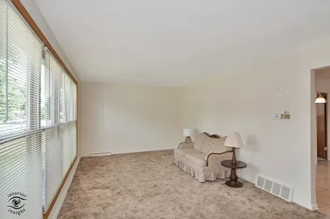 244 Lynn Lane Chicago Heights IL 60411