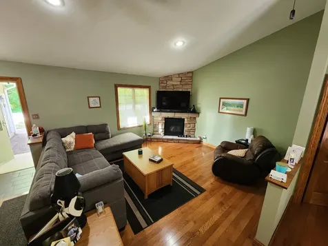 1 West Elmwood Drive Putnam IL 61560