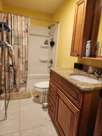 1 West Elmwood Drive Putnam IL 61560