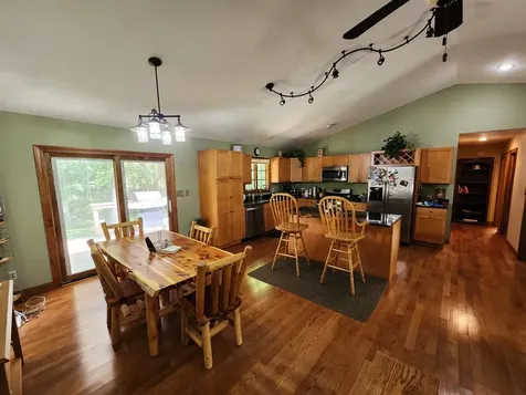1 West Elmwood Drive Putnam IL 61560