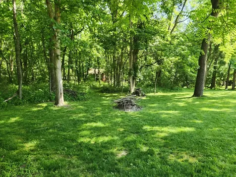 1 West Elmwood Drive Putnam IL 61560