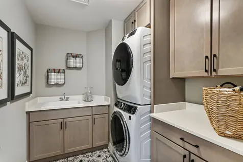 66 Hawthorn Ridge Drive Hawthorn Woods IL 60047
