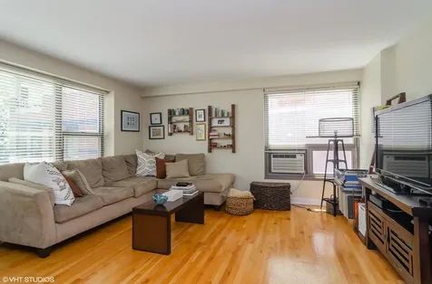 2970 North Lake Shore Drive Chicago IL 60657