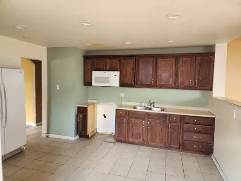 1449 Gordon Avenue Calumet City IL 60409
