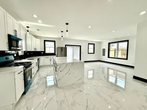 1702 North 40th Avenue Stone Park IL 60165