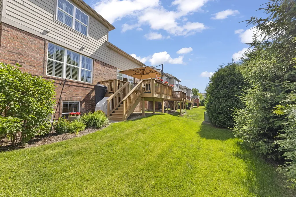 1636 Castle Lawn Court Naperville IL 60565