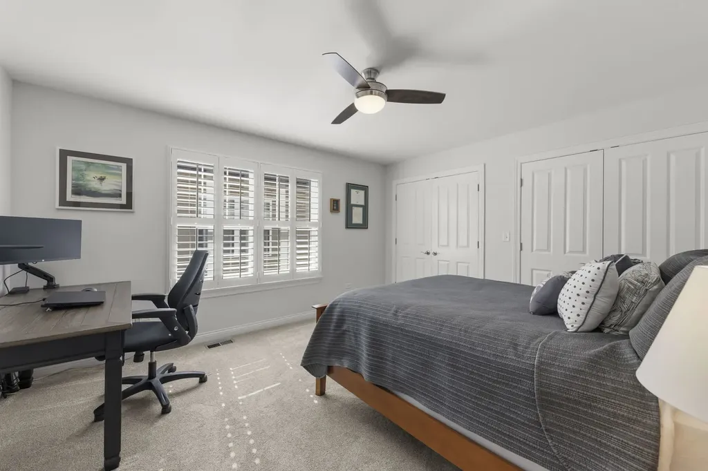 1636 Castle Lawn Court Naperville IL 60565