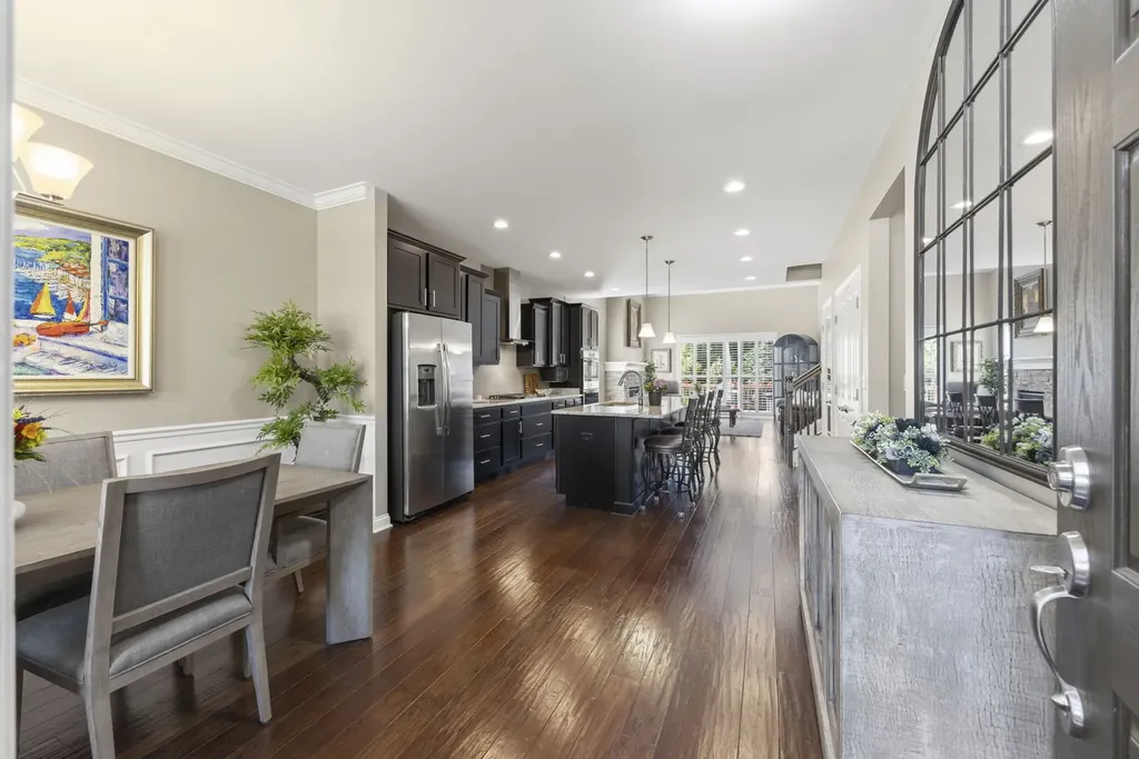 1636 Castle Lawn Court Naperville IL 60565