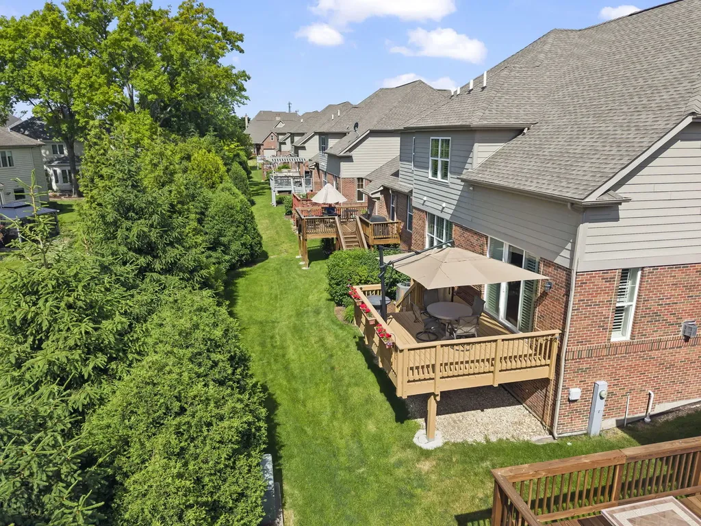 1636 Castle Lawn Court Naperville IL 60565