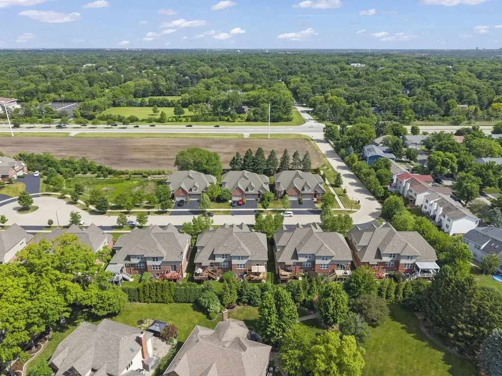 1636 Castle Lawn Court Naperville IL 60565