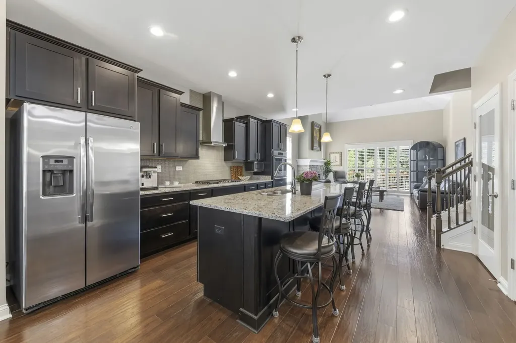 1636 Castle Lawn Court Naperville IL 60565