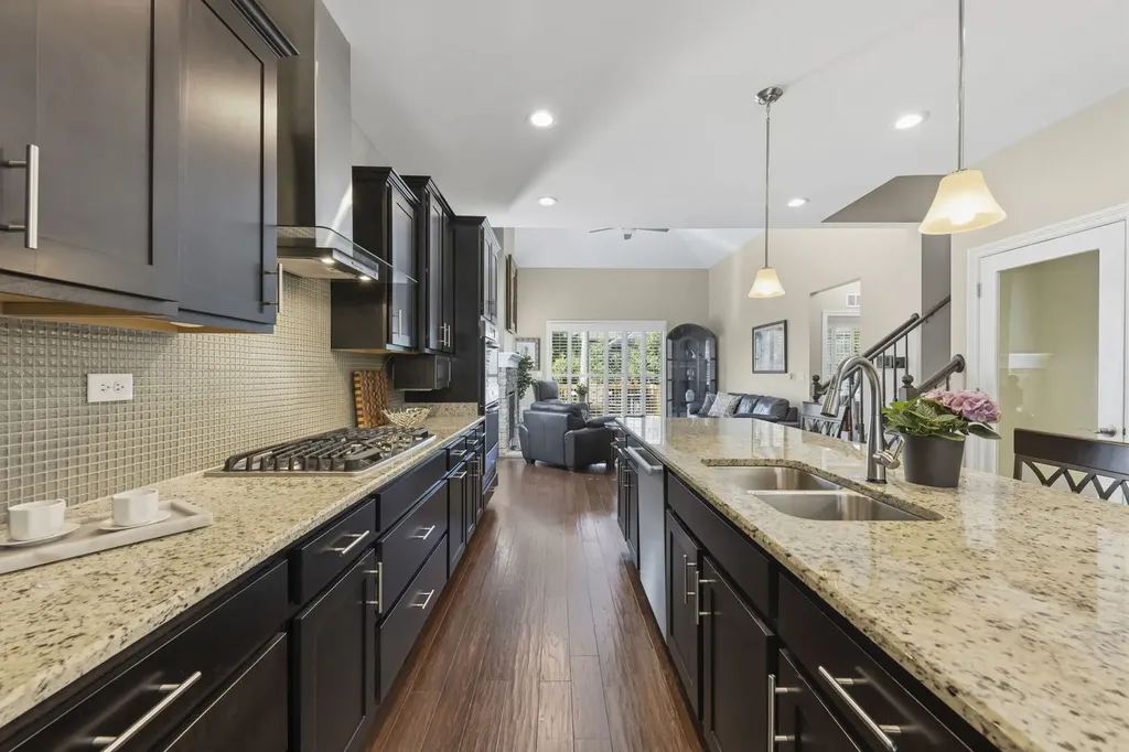 1636 Castle Lawn Court Naperville IL 60565
