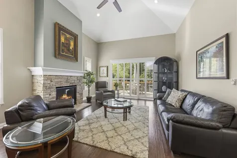 1636 Castle Lawn Court Naperville IL 60565