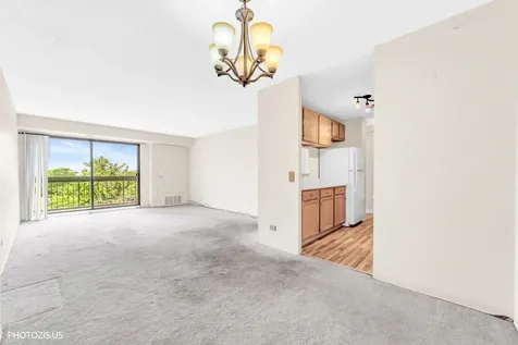 1840 Huntington Boulevard Hoffman Estates IL 60169