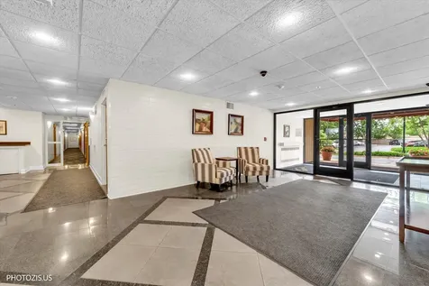 1840 Huntington Boulevard Hoffman Estates IL 60169