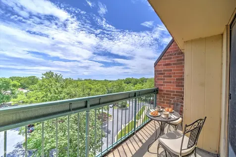 1840 Huntington Boulevard Hoffman Estates IL 60169