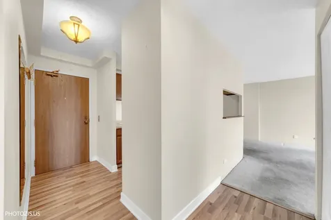 1840 Huntington Boulevard Hoffman Estates IL 60169
