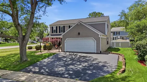 702 Hickory Lane Carol Stream IL 60188