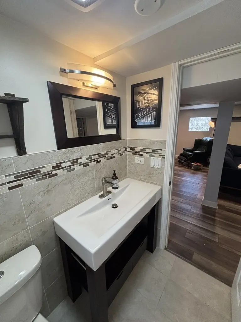 4605 Prairie Avenue Brookfield IL 60513