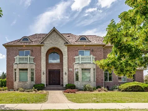 1800 Sawgrass Street Vernon Hills IL 60061