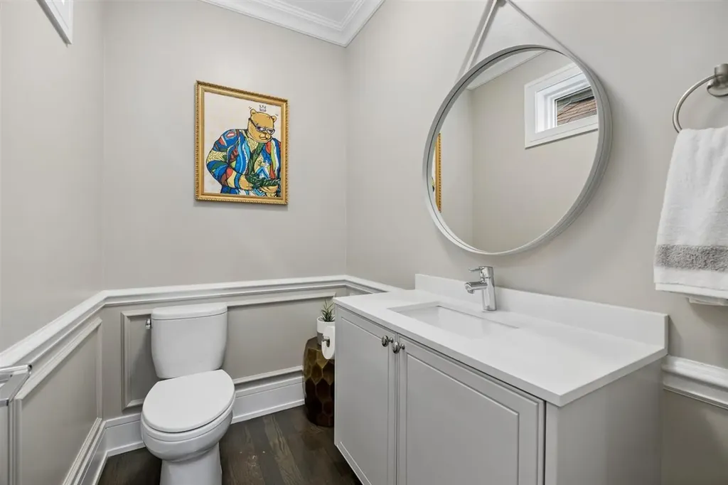 1616 North Hamlin Avenue Chicago IL 60647