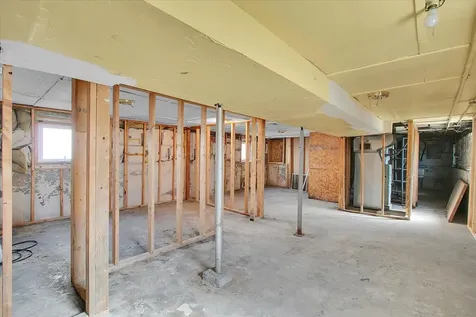 321 West 114th Street Chicago IL 60628