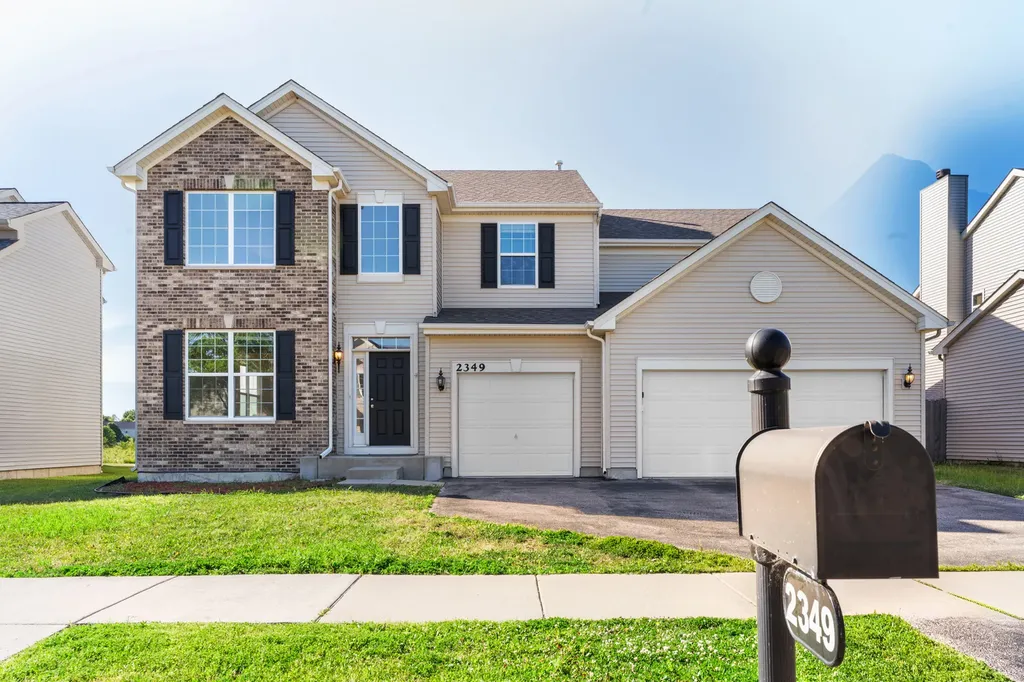2349 Mayfield Drive Montgomery IL 60538