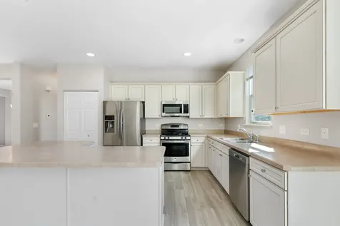 2349 Mayfield Drive Montgomery IL 60538