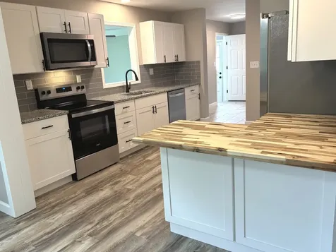405 Dodson Drive E Urbana IL 61802