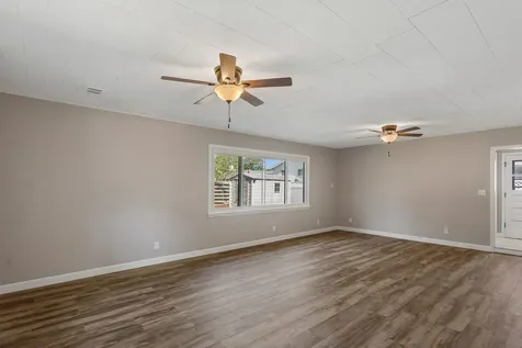 405 Dodson Drive E Urbana IL 61802