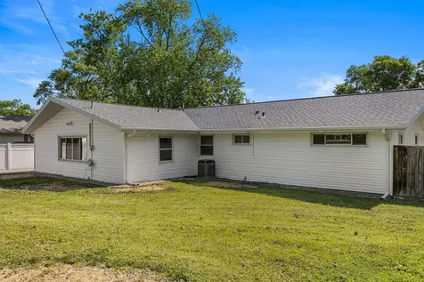 405 Dodson Drive E Urbana IL 61802