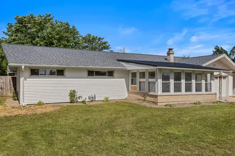 405 Dodson Drive E Urbana IL 61802