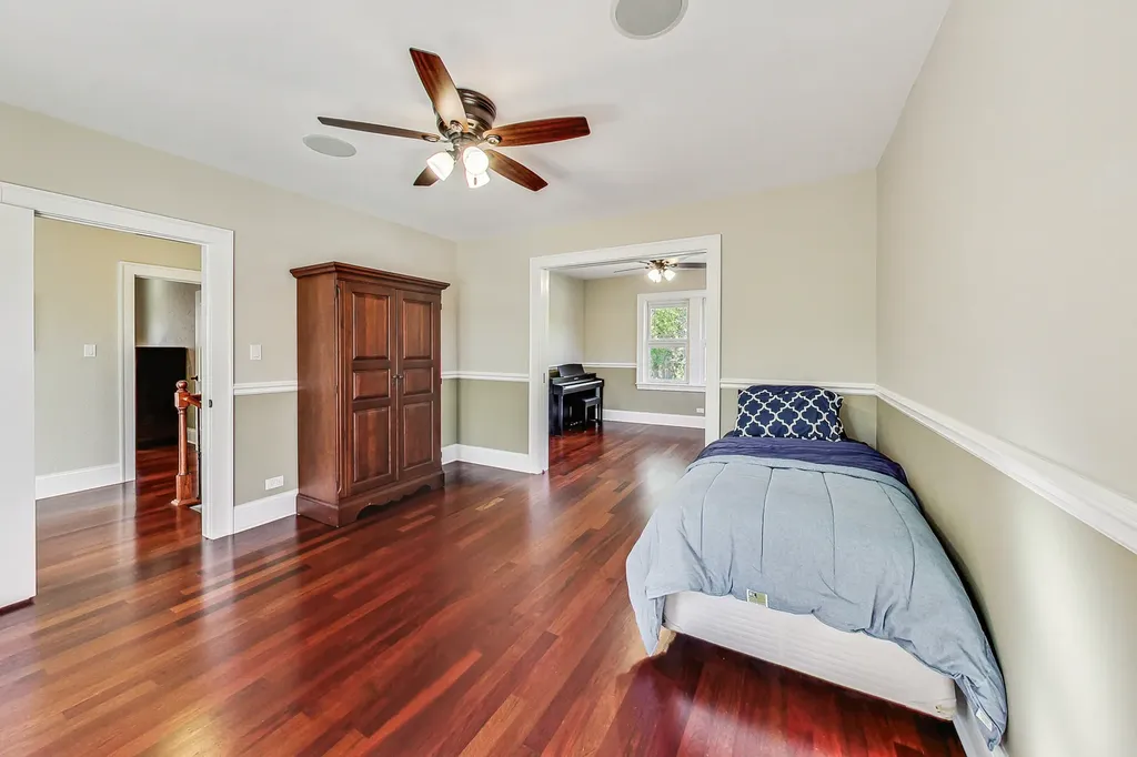 1829 South Prospect Avenue Park Ridge IL 60068