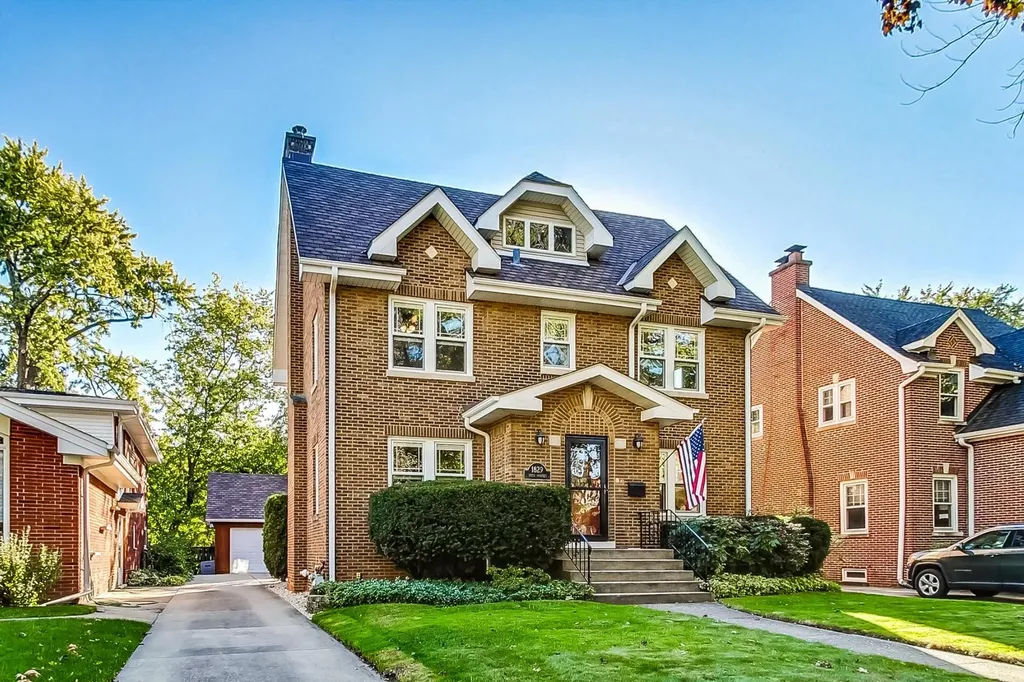 1829 South Prospect Avenue Park Ridge IL 60068