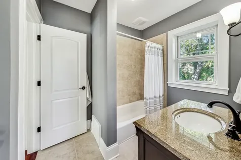 1829 South Prospect Avenue Park Ridge IL 60068