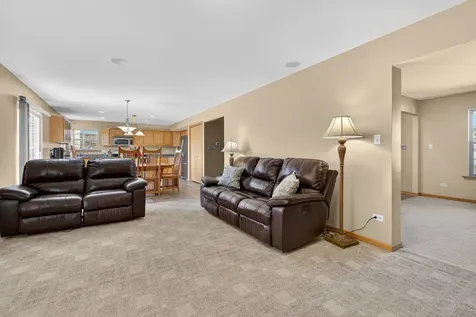 15711 Menominee Court Manhattan IL 60442